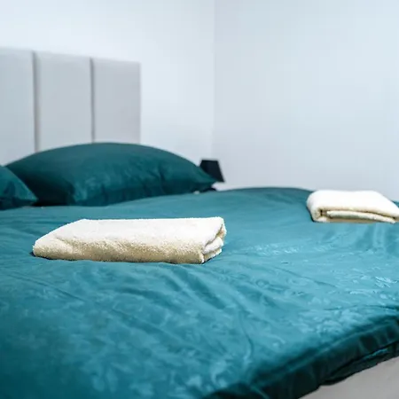 Appartement Cozy Main Square Ii With Breakfast *