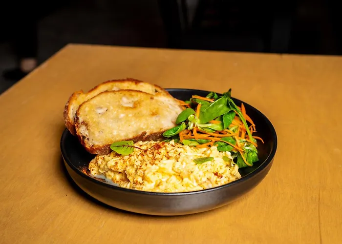 Cozy Main Square Ii With Breakfast *